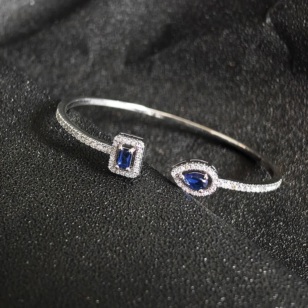 MysticCoil Bangle