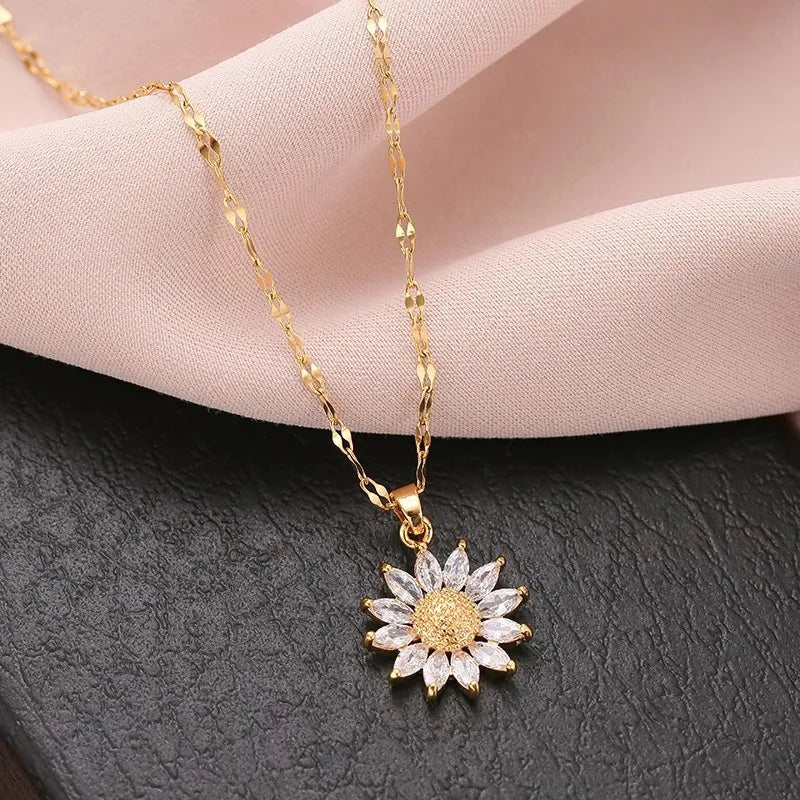 LumiFlora  necklace