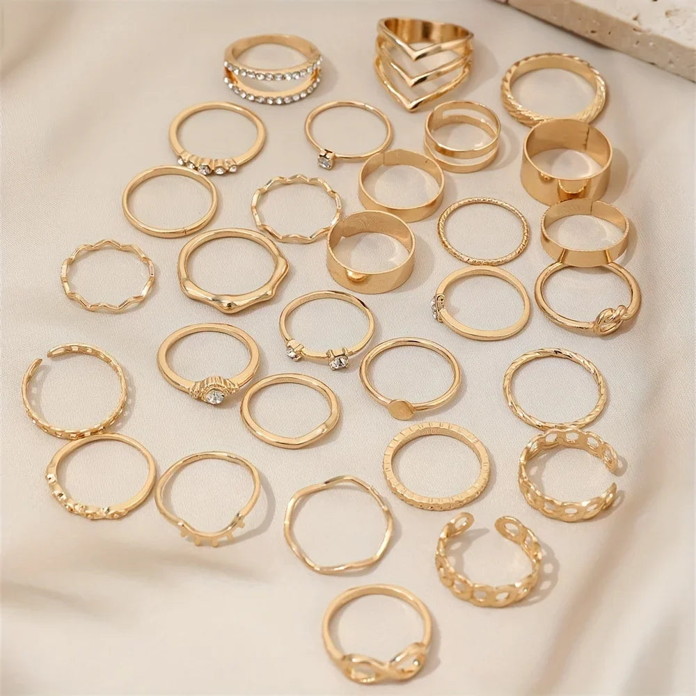 VeloraGold Ring Set