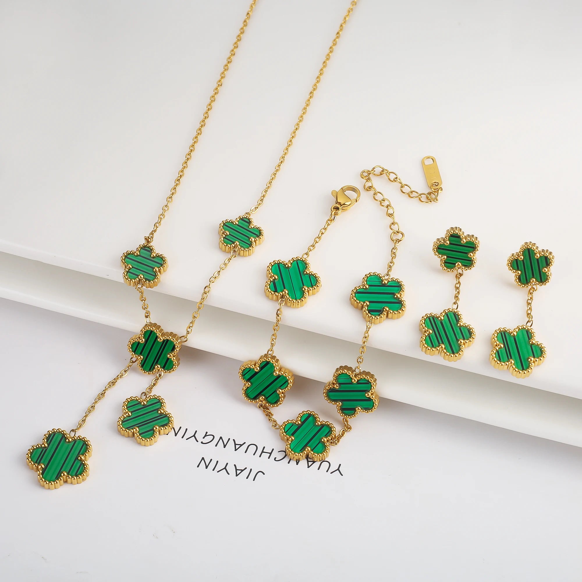 ViviClover Set
