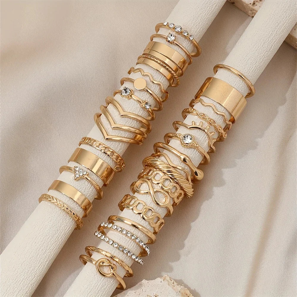 VeloraGold Ring Set