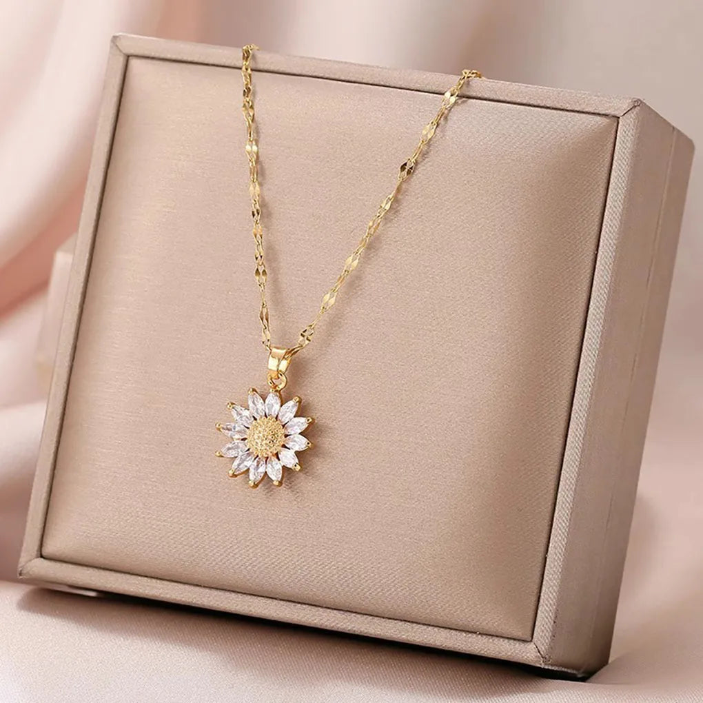 LumiFlora  necklace