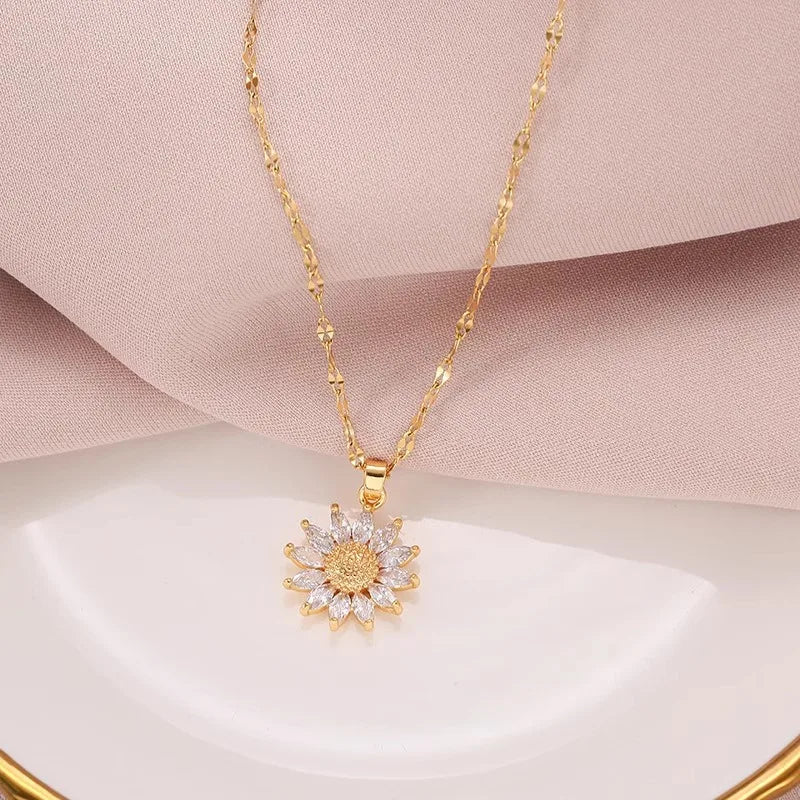 LumiFlora  necklace