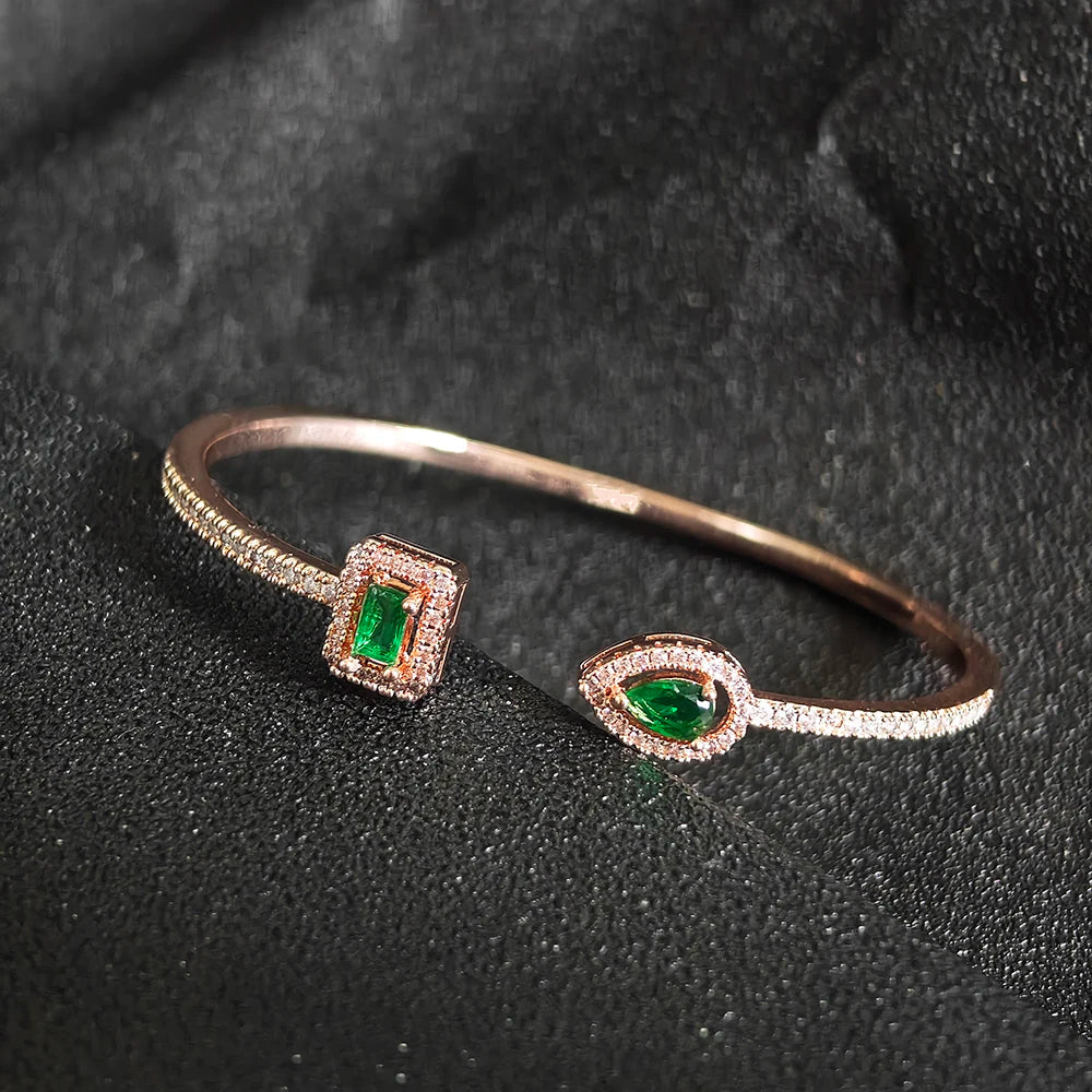 MysticCoil Bangle