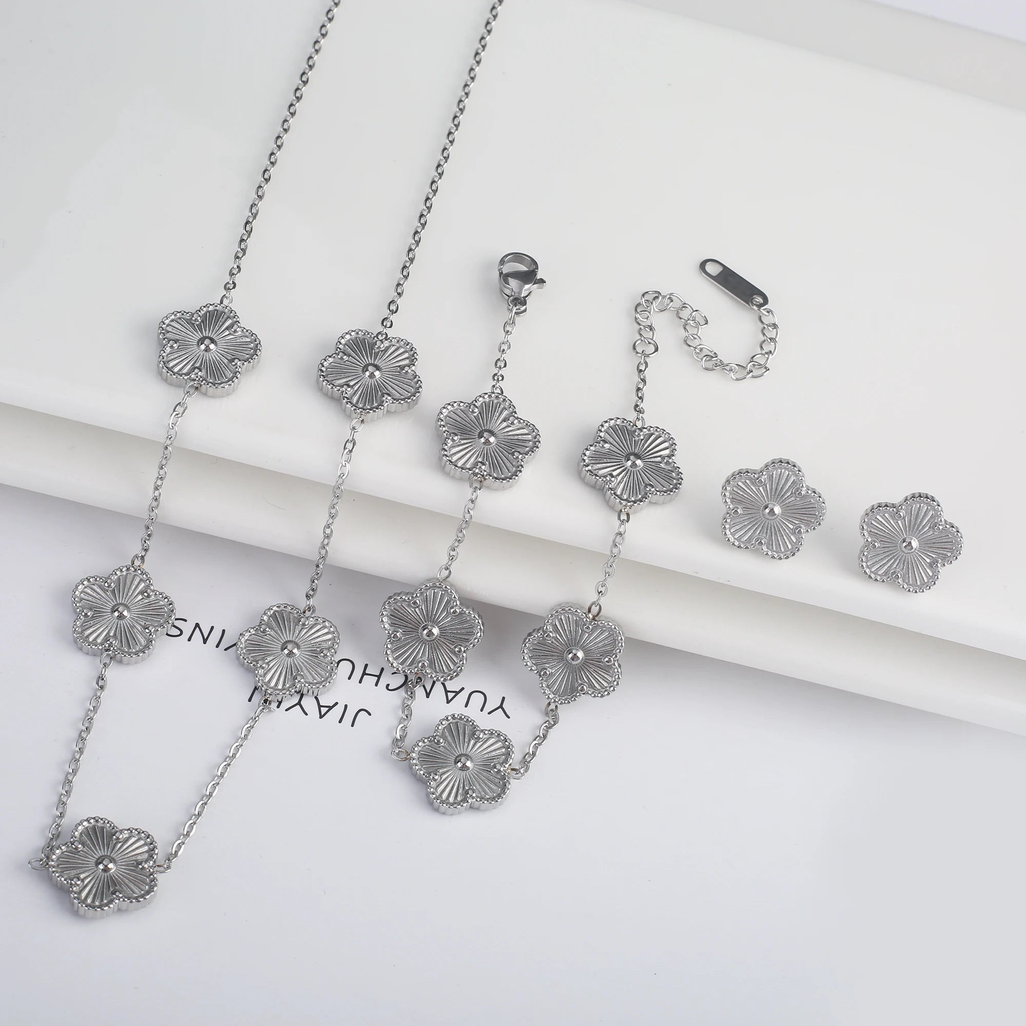 ViviClover Set