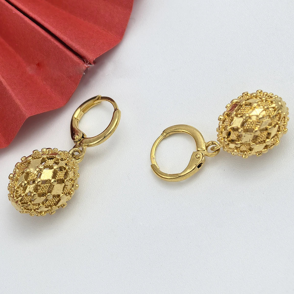 Globo Earrings